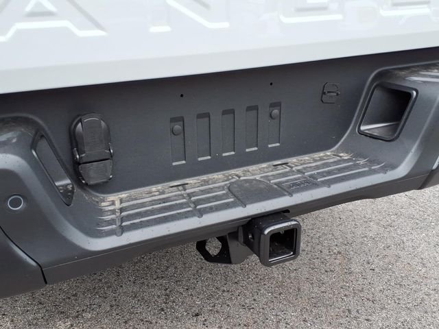 New 2026 White Ford XLT image 6