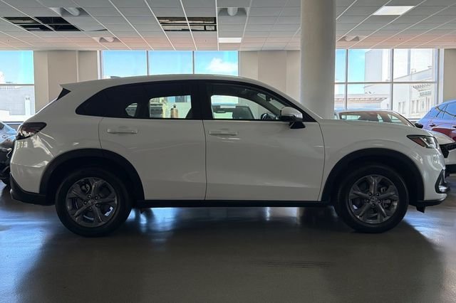 Certified Used 2026 Platinum White Pearl Honda LX image 3
