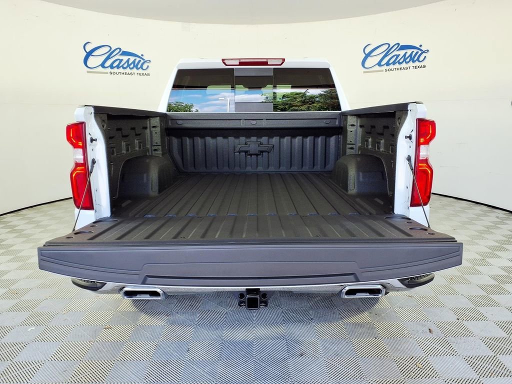 New 2026 Polar White Tricoat Chevrolet LTZ image 5