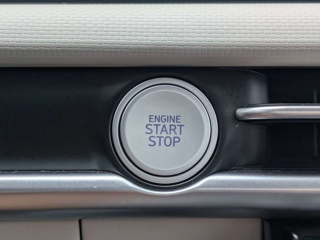 Certified Used 2025 Gray Hyundai SEL image 33