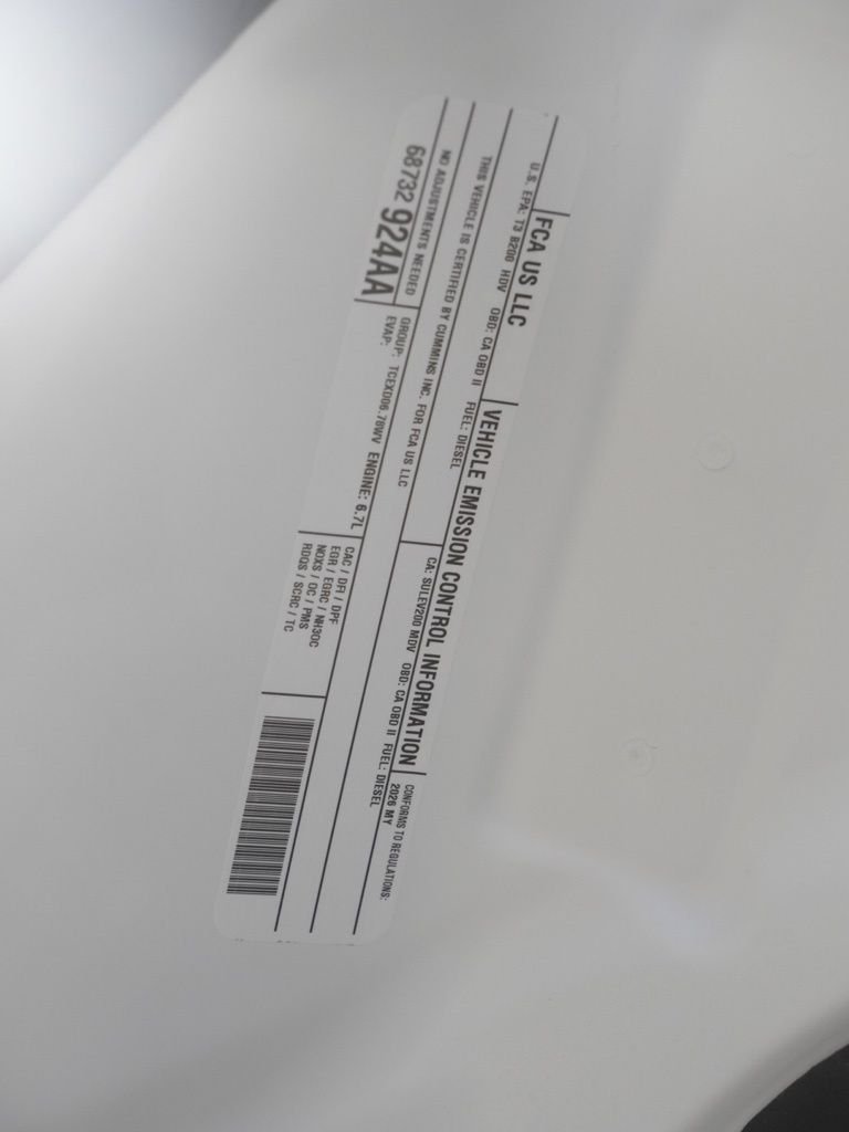 New 2026 Bright White Clear-Coat Exterior Paint RAM Laramie image 29