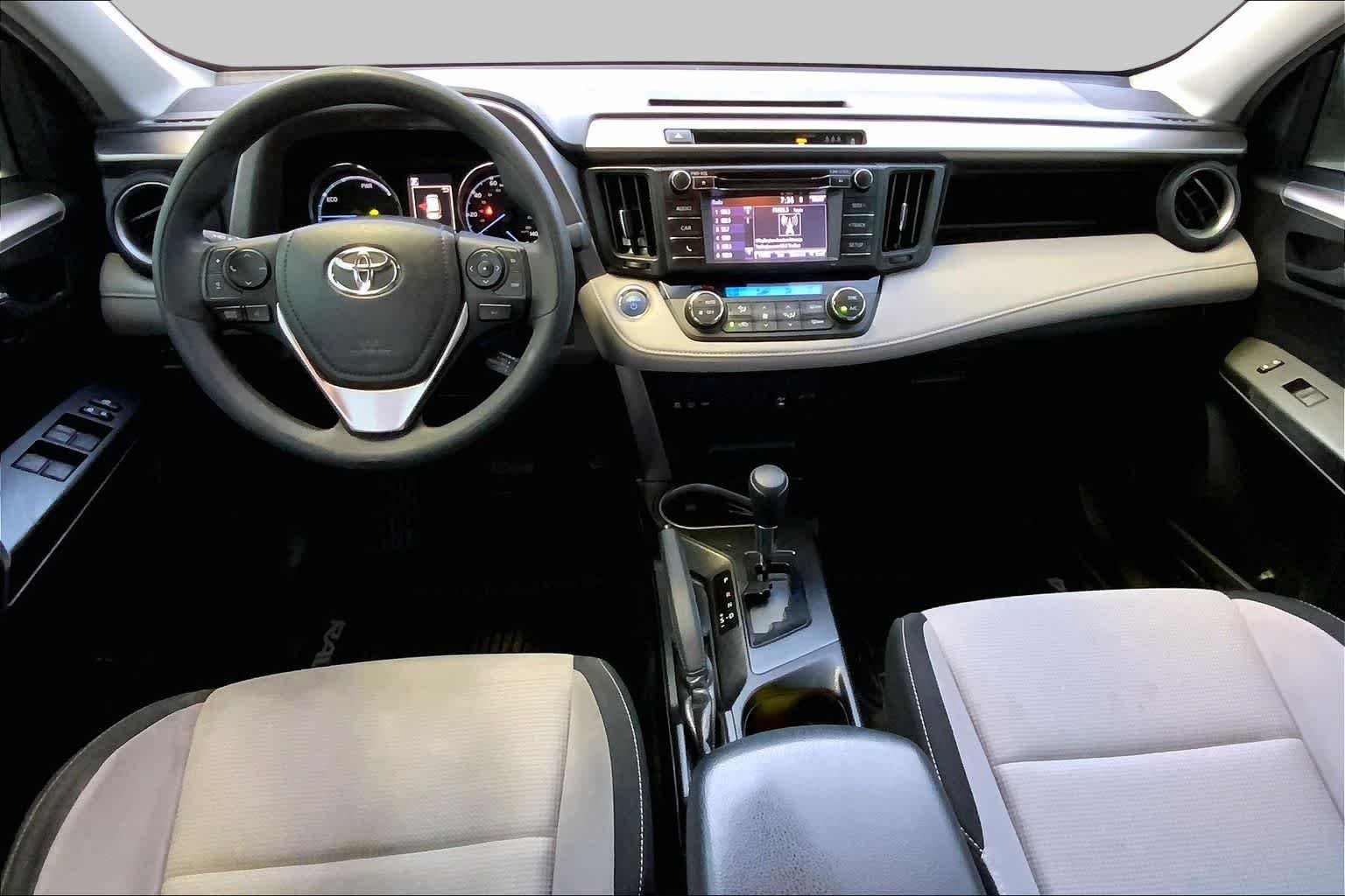 Used 2018 Galactic Aqua Mica Toyota Hybrid LE image 21