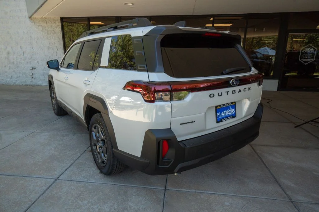 New 2026 CRYSTAL WHITE PEARL Subaru Premium image 5