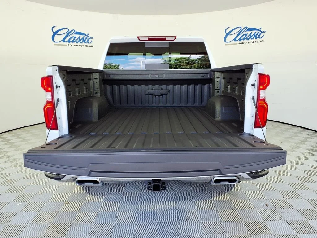 New 2026 Polar White Tricoat Chevrolet LTZ image 5