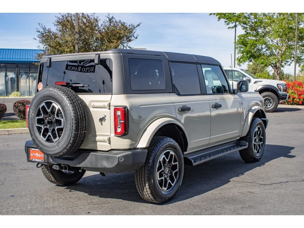 New 2026 Desert Sand Ford Outer Banks® image 8