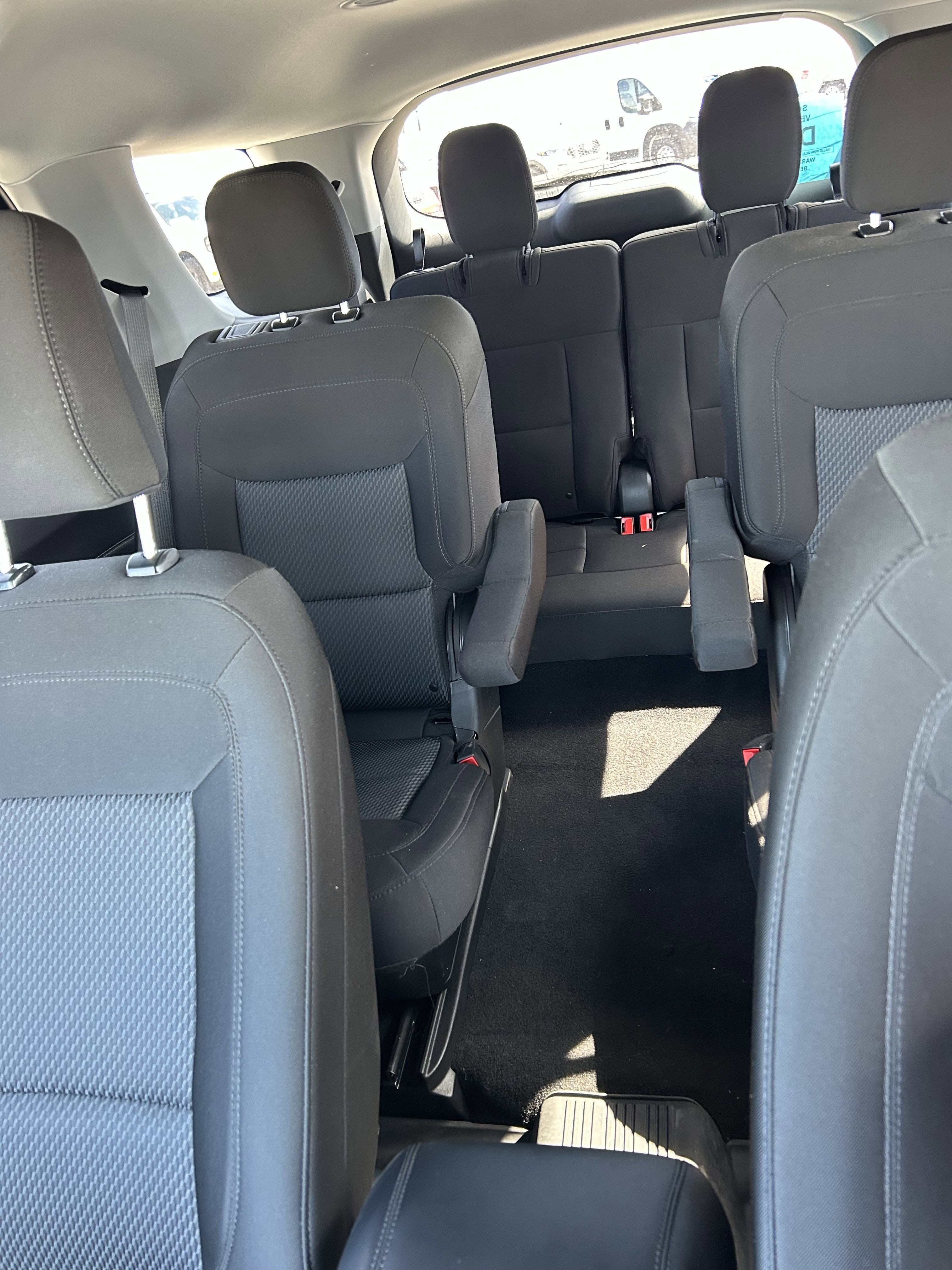 Used 2024 Gray Ford XLT image 17