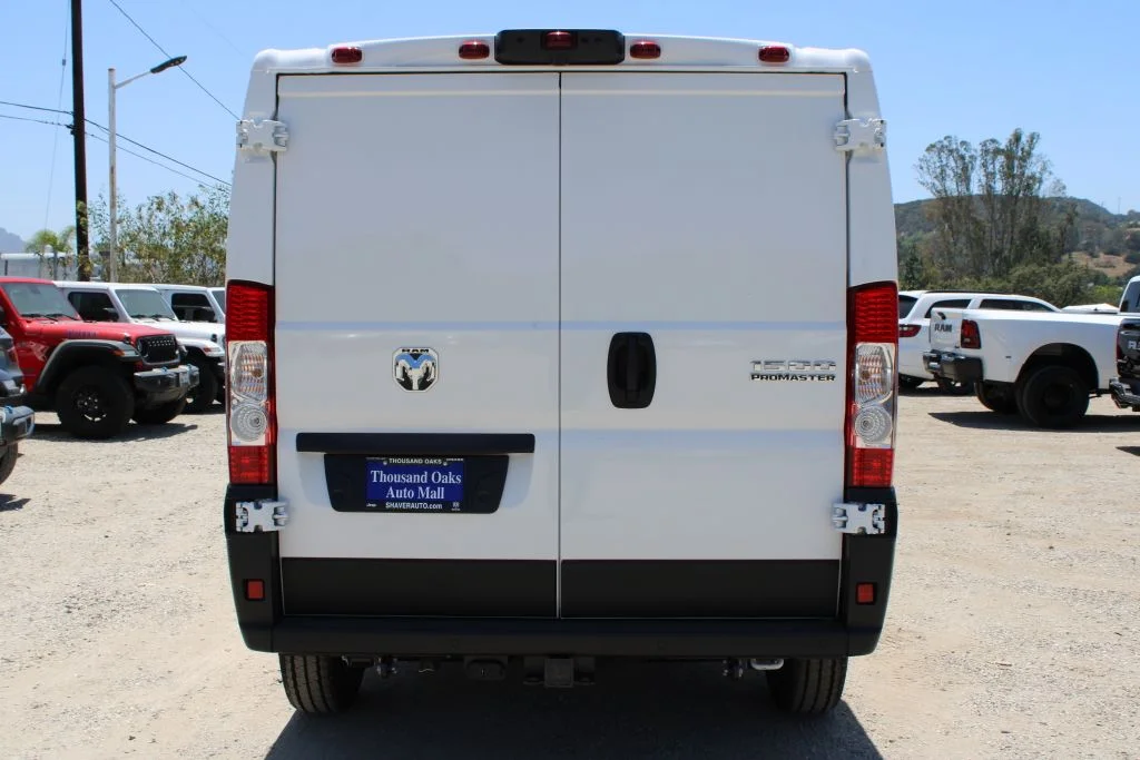 New 2026 Bright White Clear-Coat Exterior Paint Ram Low Roof image 5