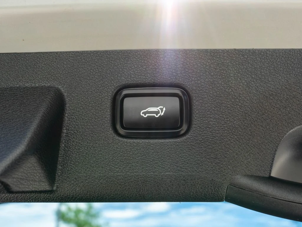 Used 2025 Gray Kia X-Pro image 34