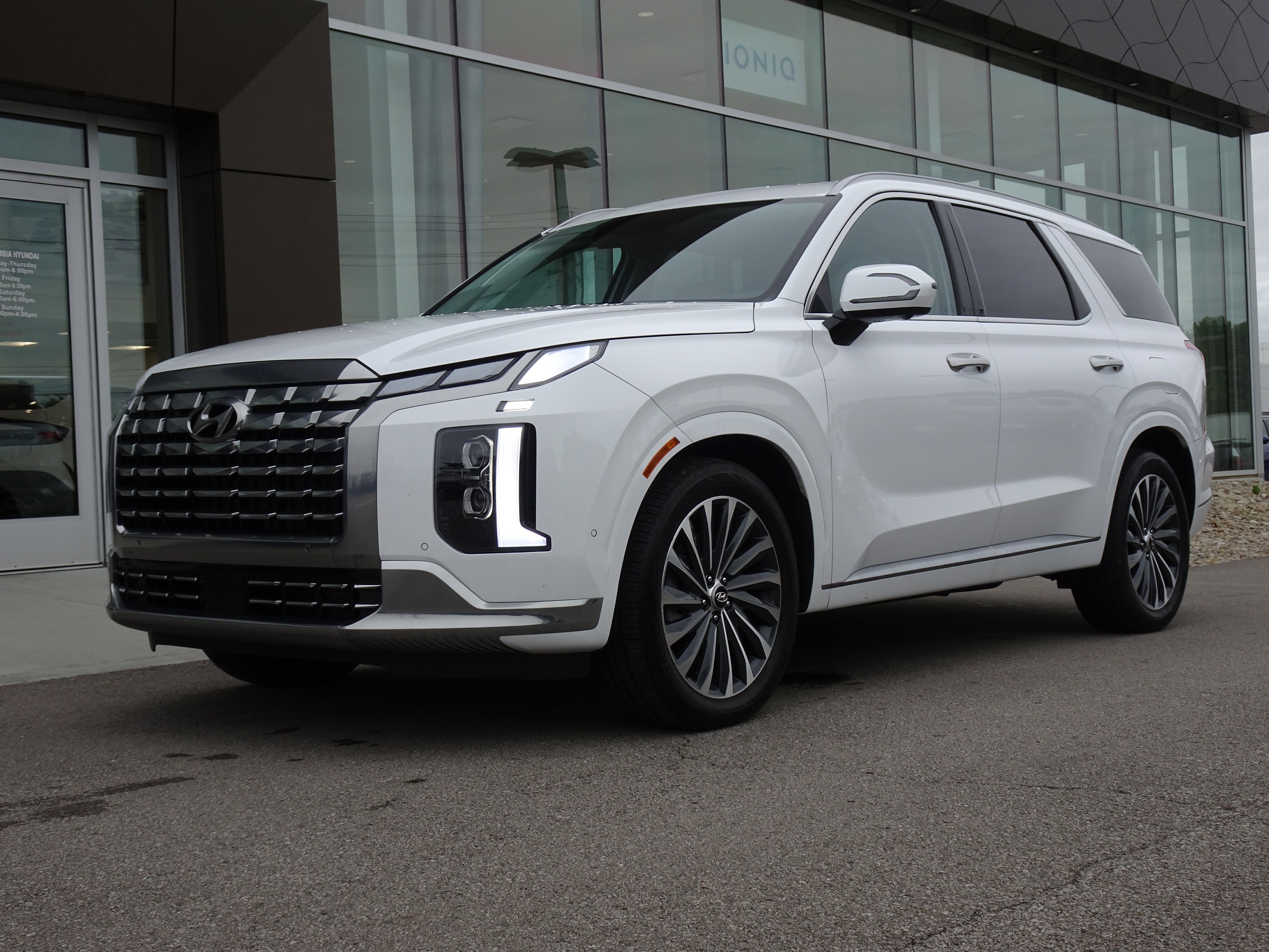 2025 Hyundai Palisade Calligraphy AWD's photo