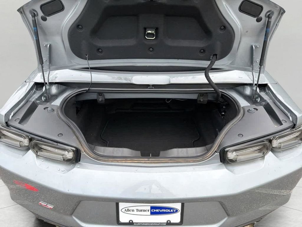 Used 2023 Gray Chevrolet 2LT image 7