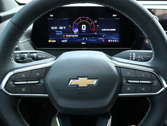 New 2026 Polar White Tricoat Chevrolet LT image 13