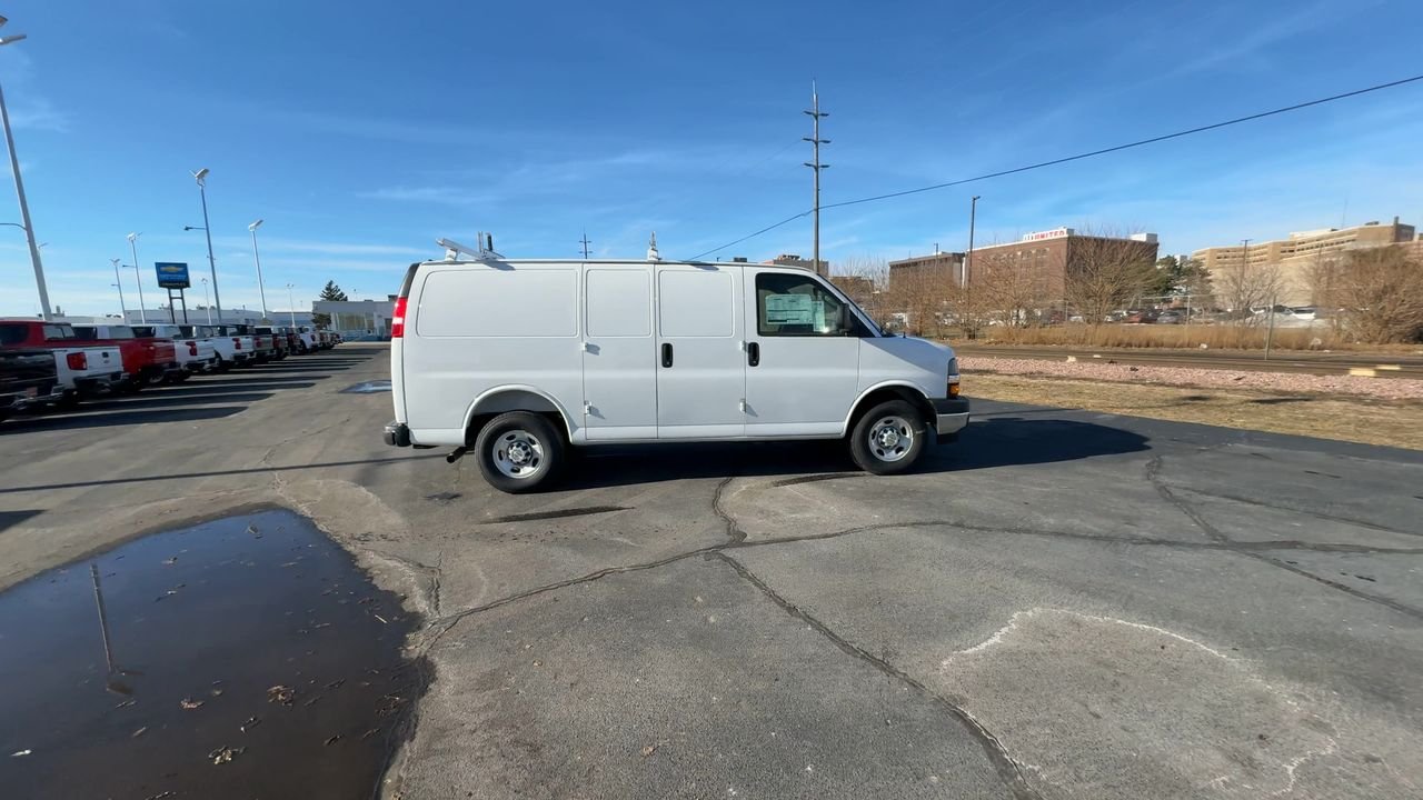 2025 Chevrolet Express Cargo Work Van - Photo 33