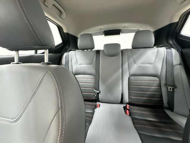 Used 2022 White Nissan SR image 24
