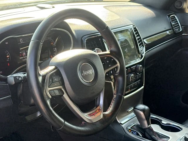 Used 2021 Gray Jeep Trailhawk image 19