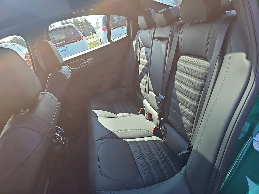 2026 Alfa Romeo Giulia Base - Photo 13