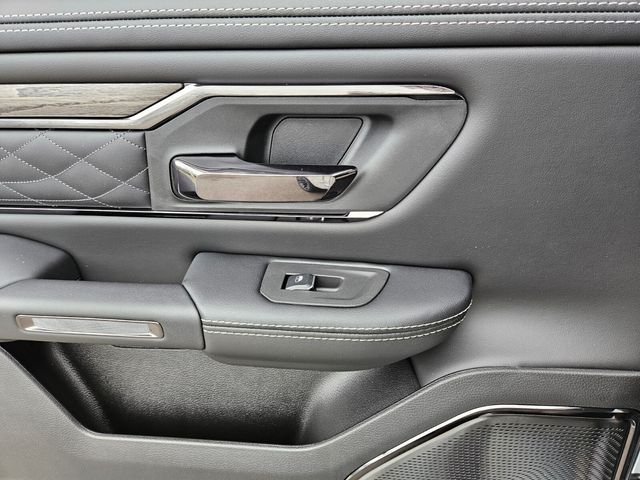 2026 RAM 1500 Limited - Photo 10