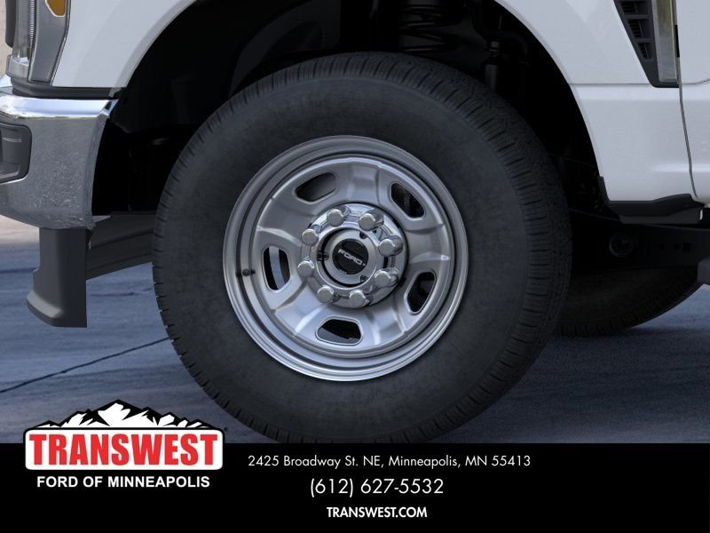 New 2026 Oxford White Ford F-350® XL image 19