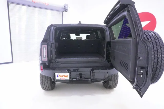 New 2026 Void Black GMC 2X image 8