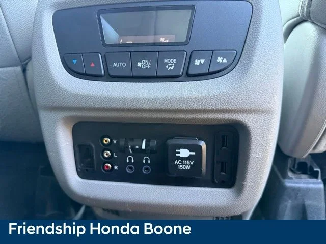Used 2017 Blue Honda Touring image 51