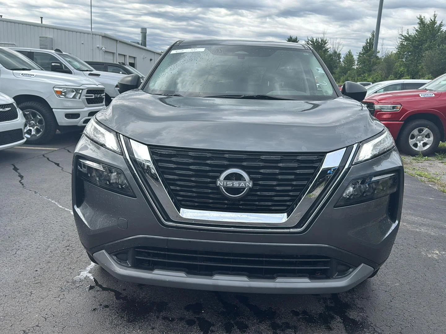 Used 2023 Gun Metallic Nissan S image 8