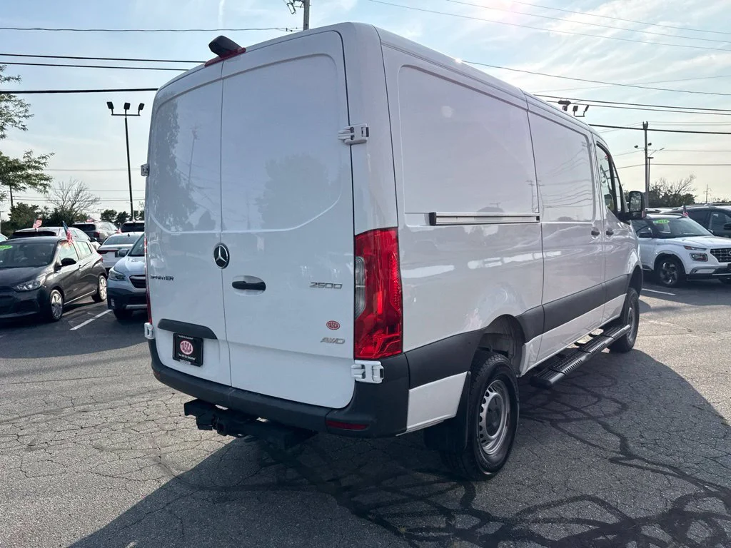 Used 2024 White Mercedes-Benz Cargo 144 WB image 5
