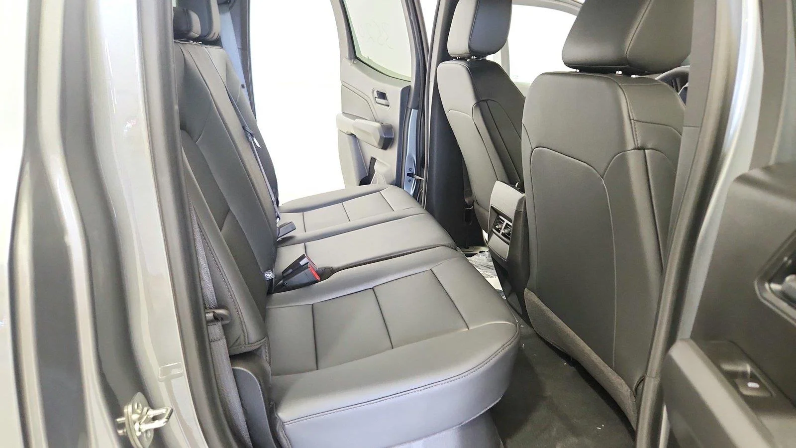 2026 Chevrolet Colorado Trail Boss - Photo 28