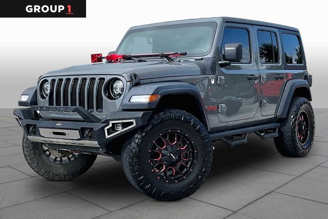 Pre-Owned 2020 Jeep Wrangler Unlimited Sport Altitude 4WD Sport Utility