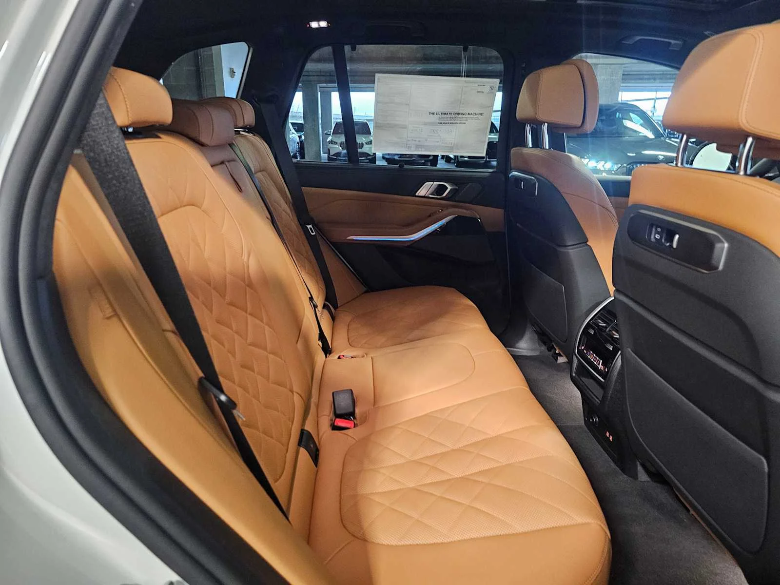 New 2026 Mineral White Metallic BMW xDrive50e image 41