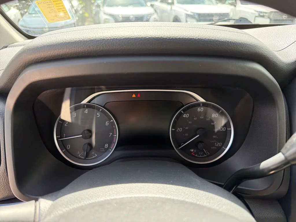 2023 Nissan Titan SV - Photo 22