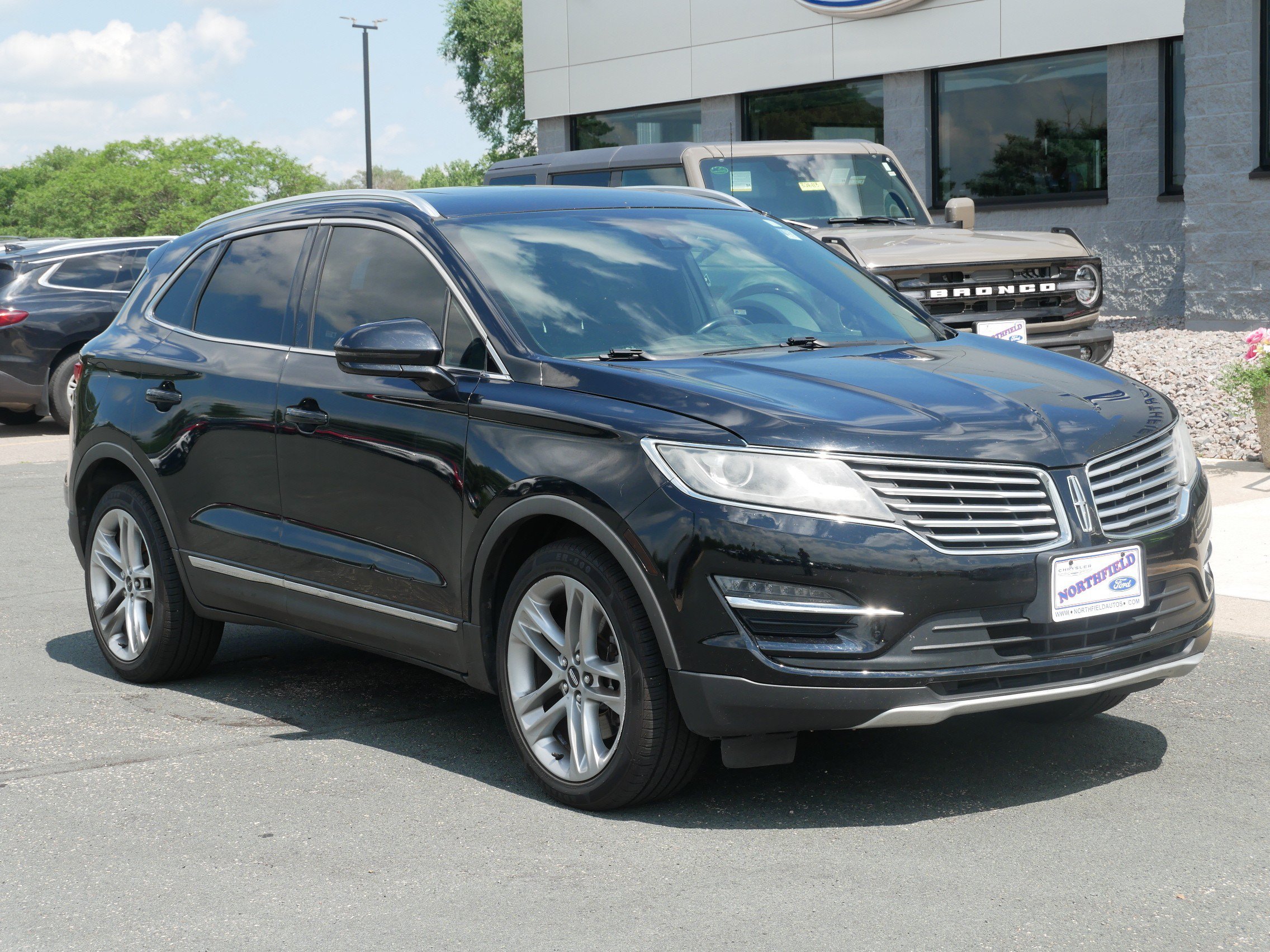 Used 2016 Lincoln MKC Reserve with VIN 5LMTJ3DH1GUJ08375 for sale in Northfield, MN