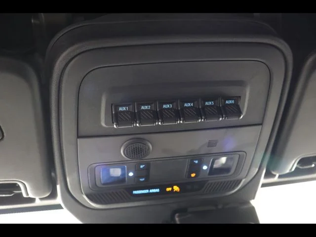 Used 2023 Blue Ford Wildtrak image 20