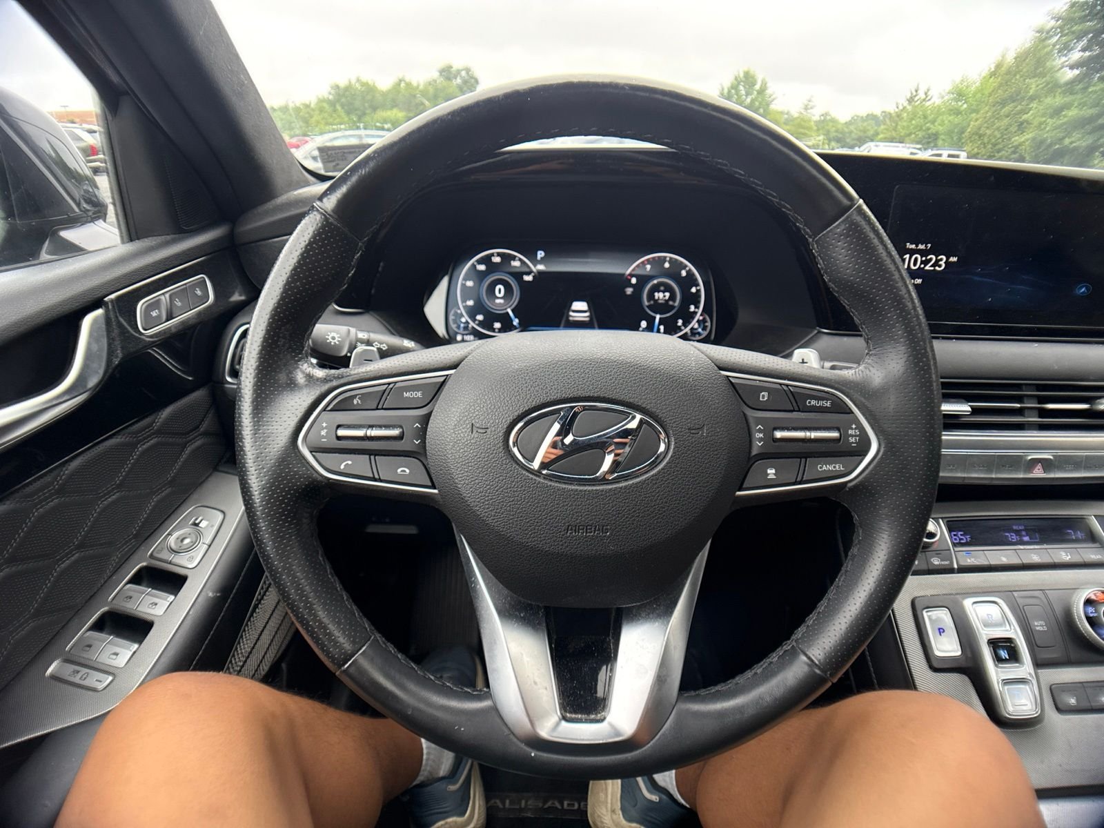 Used 2020 White Hyundai Limited image 22