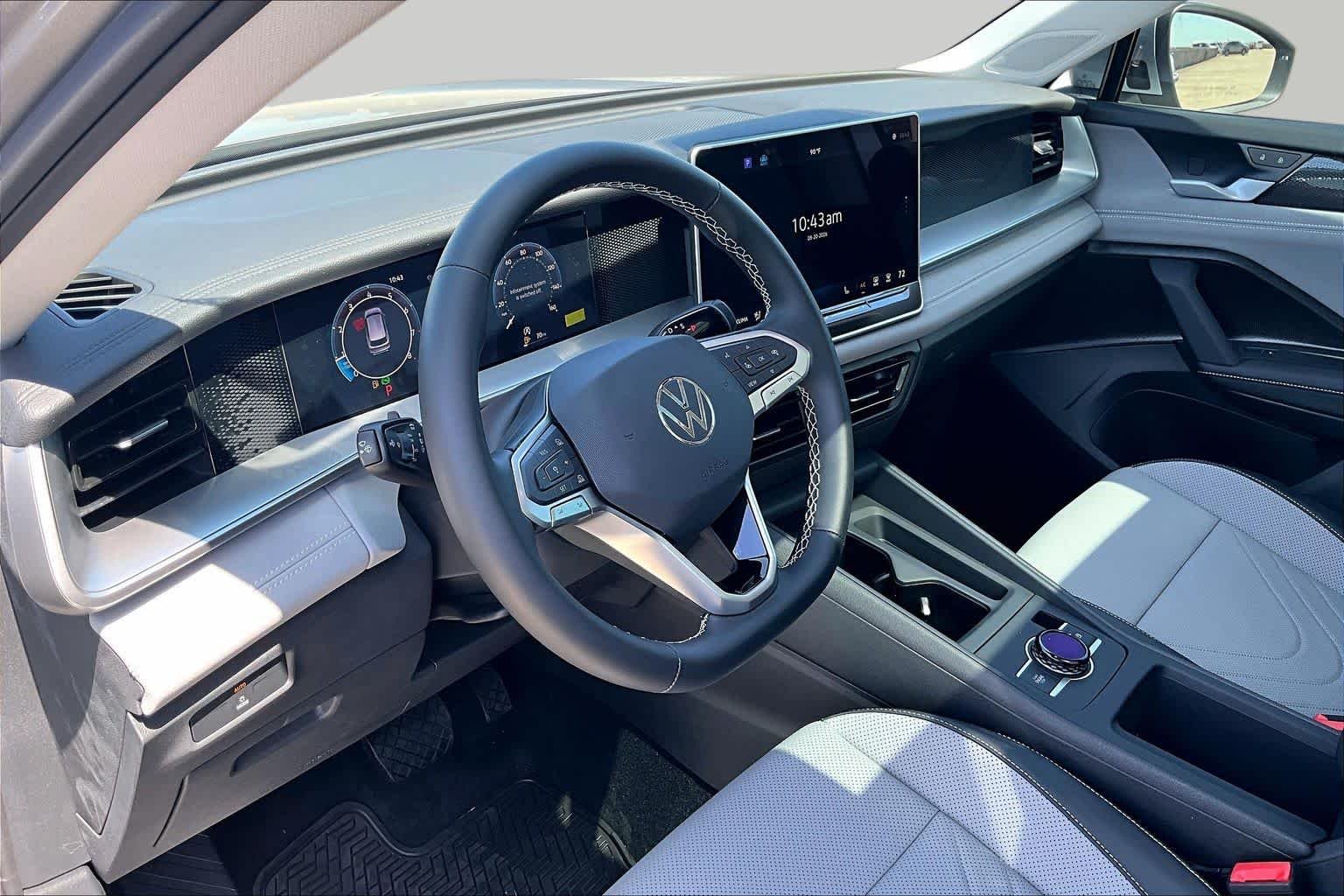 New 2026 Pyrite Silver Metallic Volkswagen 2.0T SE image 8