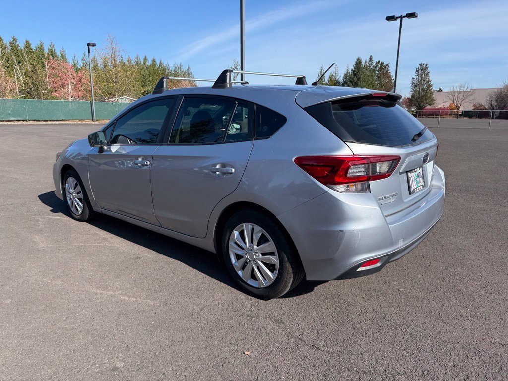 Used 2020 Ice Silver Metallic Subaru Base image 5