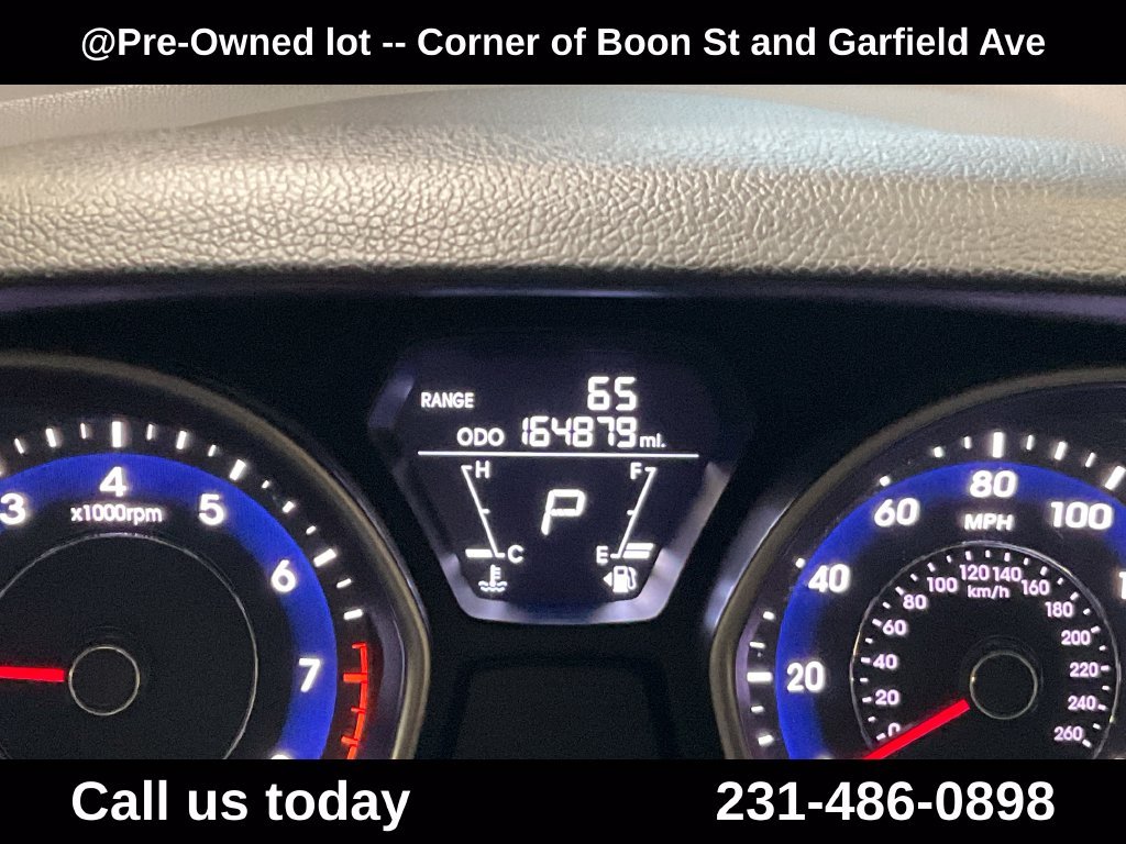 Used 2013 Gray Hyundai GLS image 22