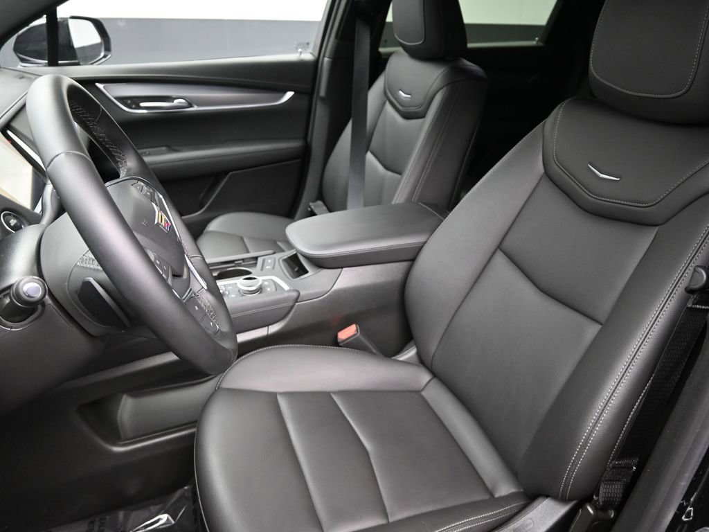 2025 Cadillac XT5 Luxury - Photo 10