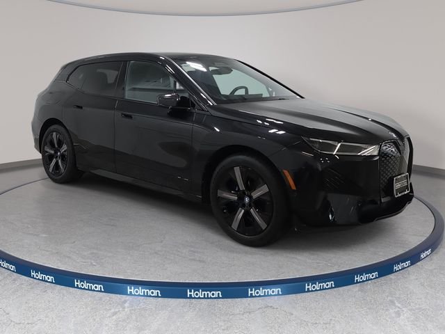 Used 2024 Black Sapphire Metallic BMW xDrive50 image 4