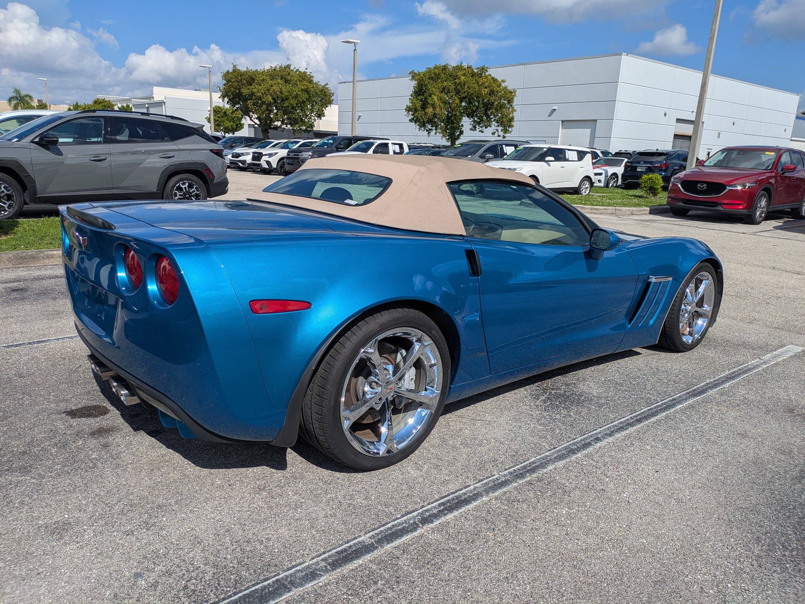 Used 2011 Jetstream Blue Metallic Tintcoat Chevrolet Z16 Grand Sport w/4LT image 5