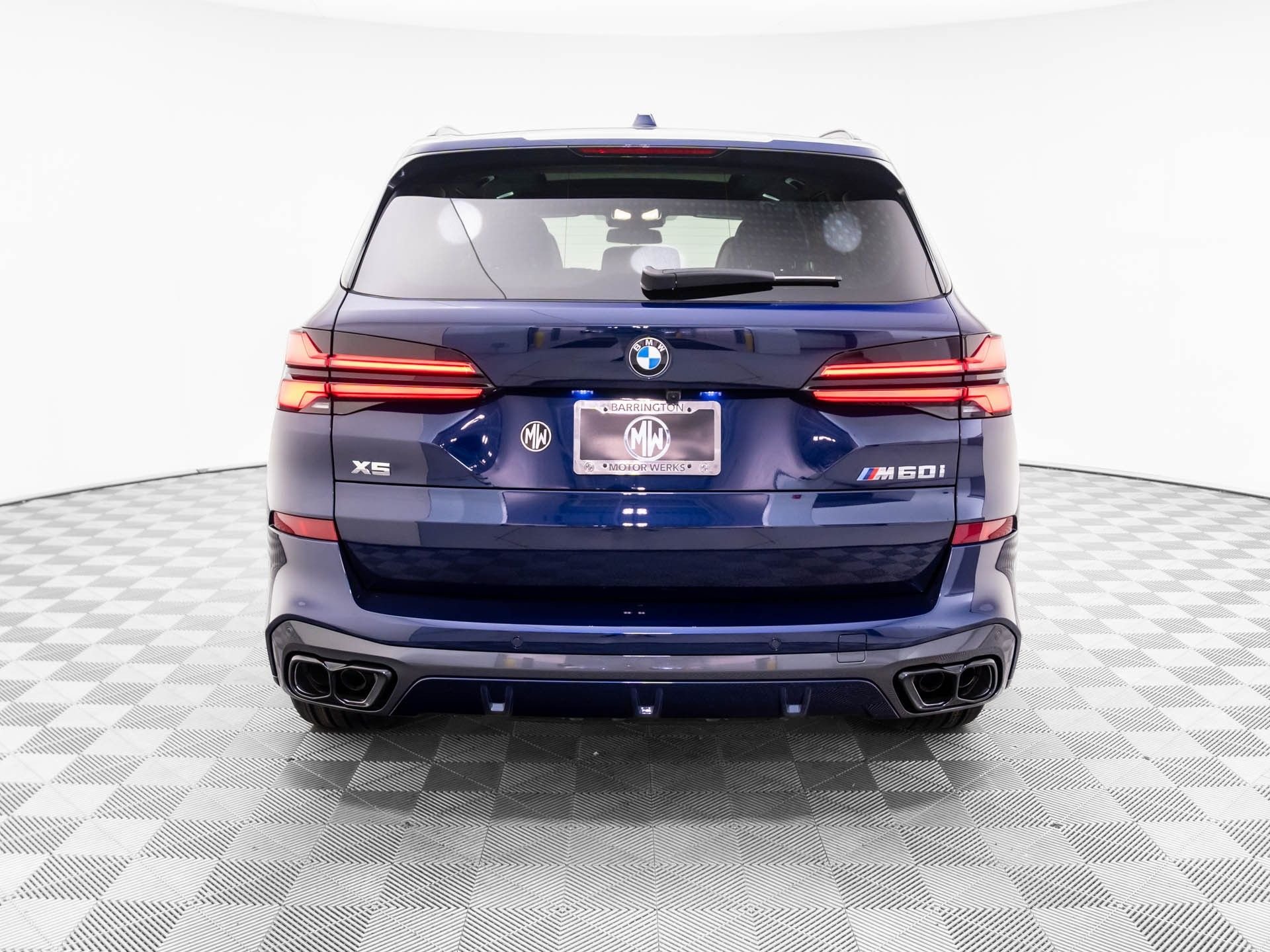 New 2026 Tanzanite Blue II Metallic BMW M60i image 5