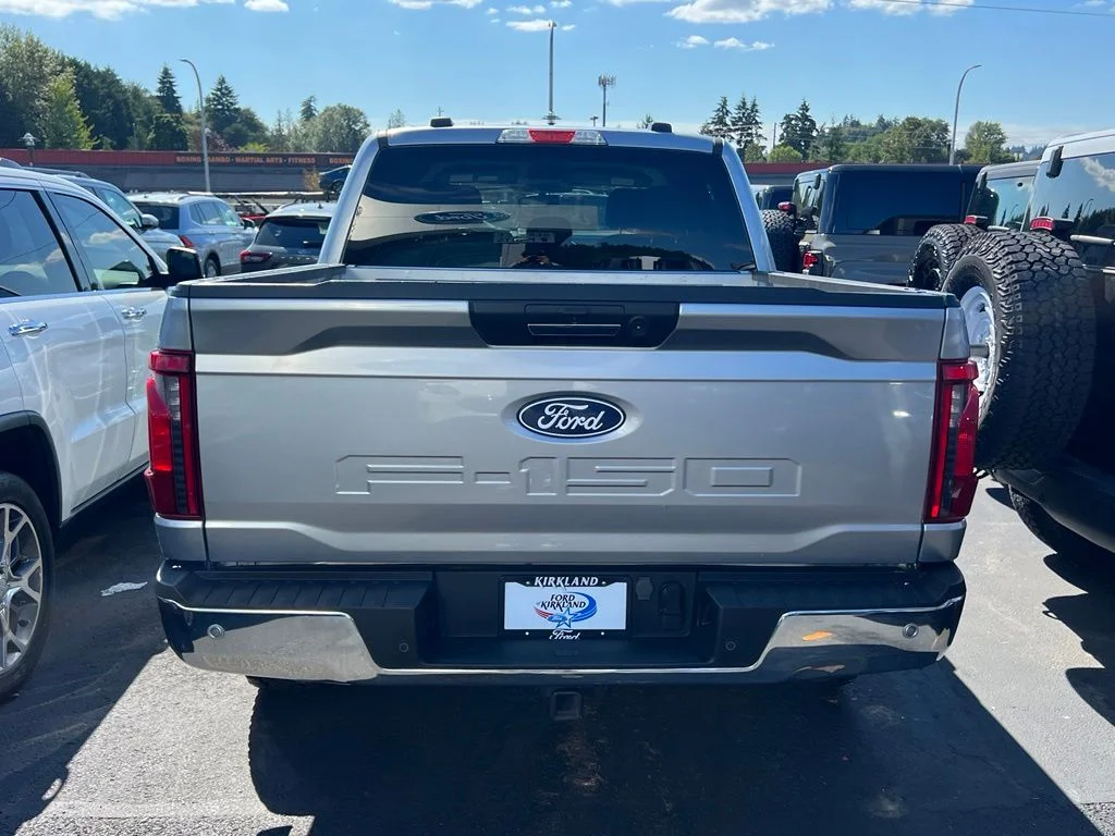 Certified Used 2024 Iconic Silver Metallic Ford XLT image 8