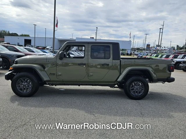 New 2025 41 Exterior Paint Jeep Sport S image 4