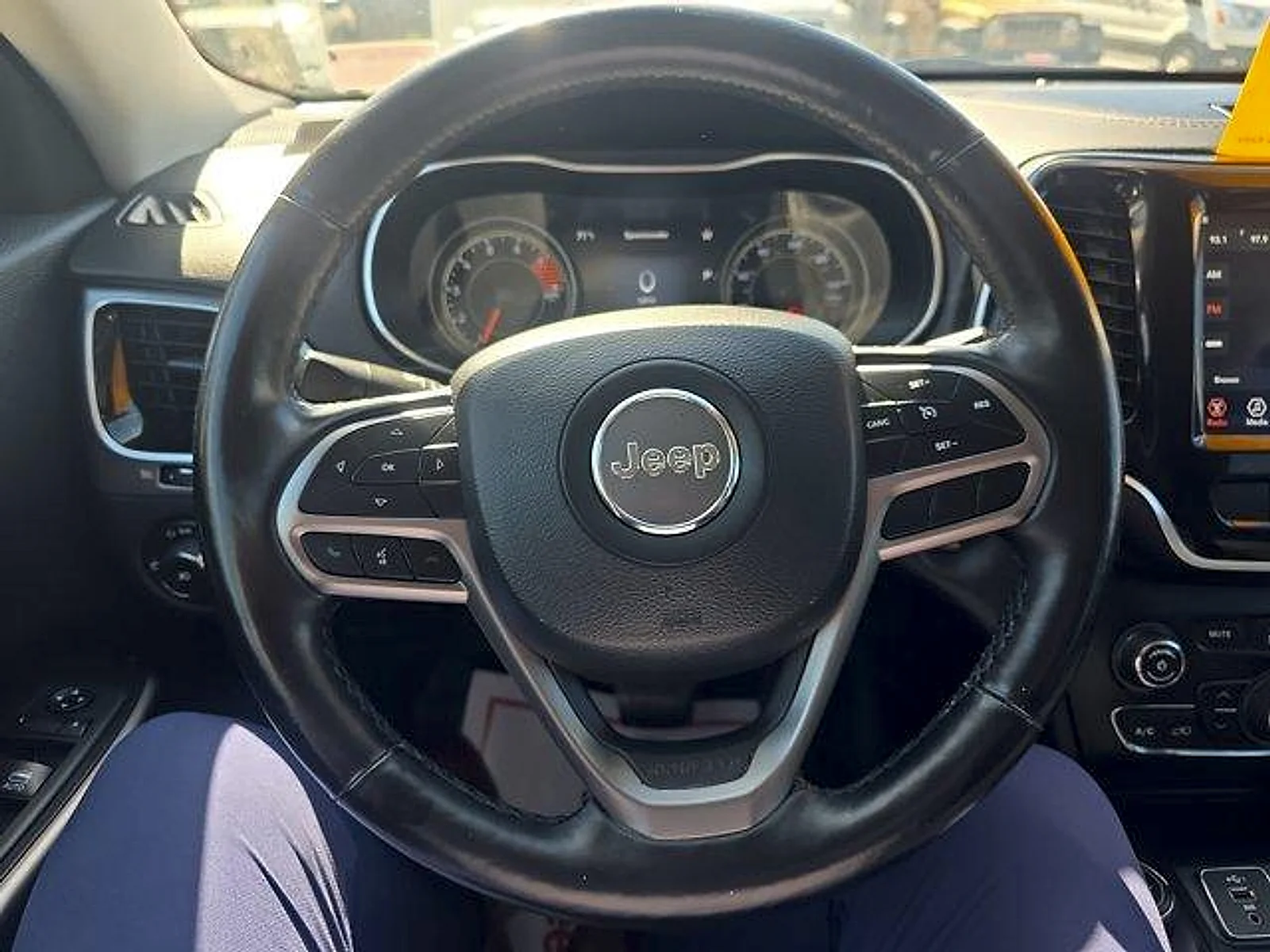Used 2019 Blue Shade Pearlcoat Jeep Limited 4x4 image 18