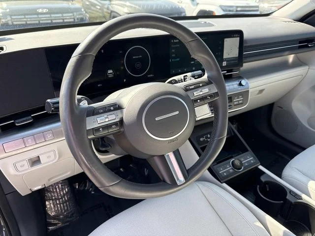 Used 2025 Gray Hyundai Limited image 2