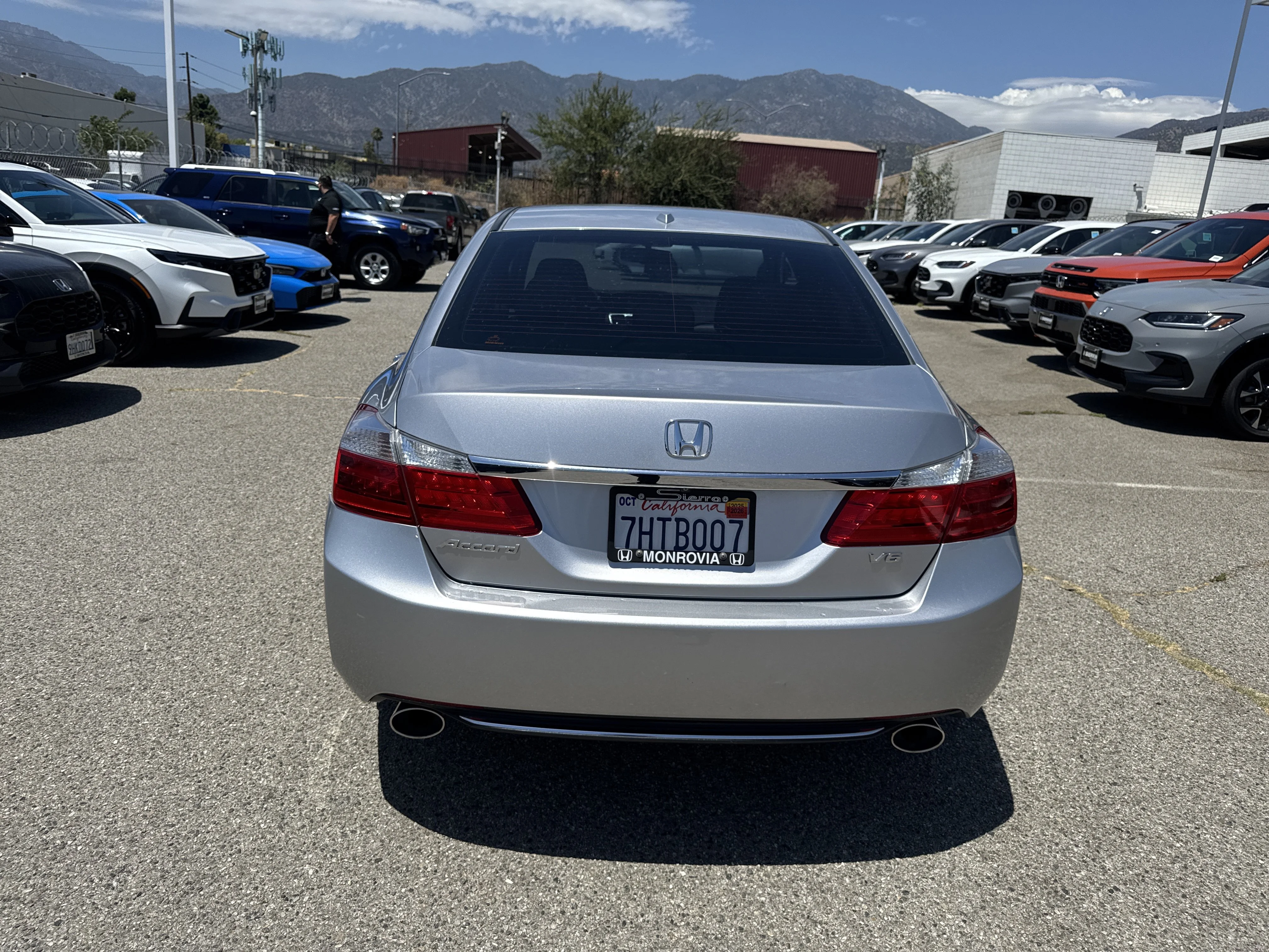 Used 2015  Honda  image 5