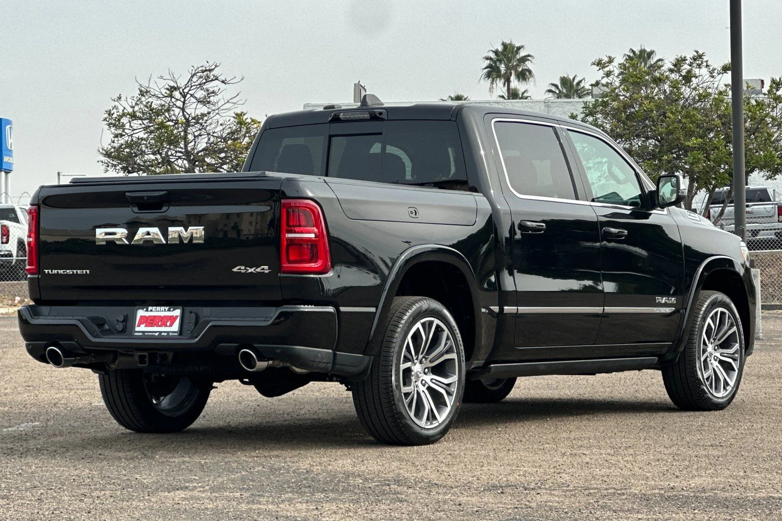 2026 RAM 1500 Tungsten - Photo 3