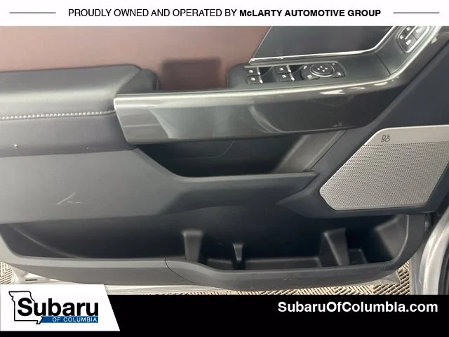 Used 2022 Silver Ford  image 18
