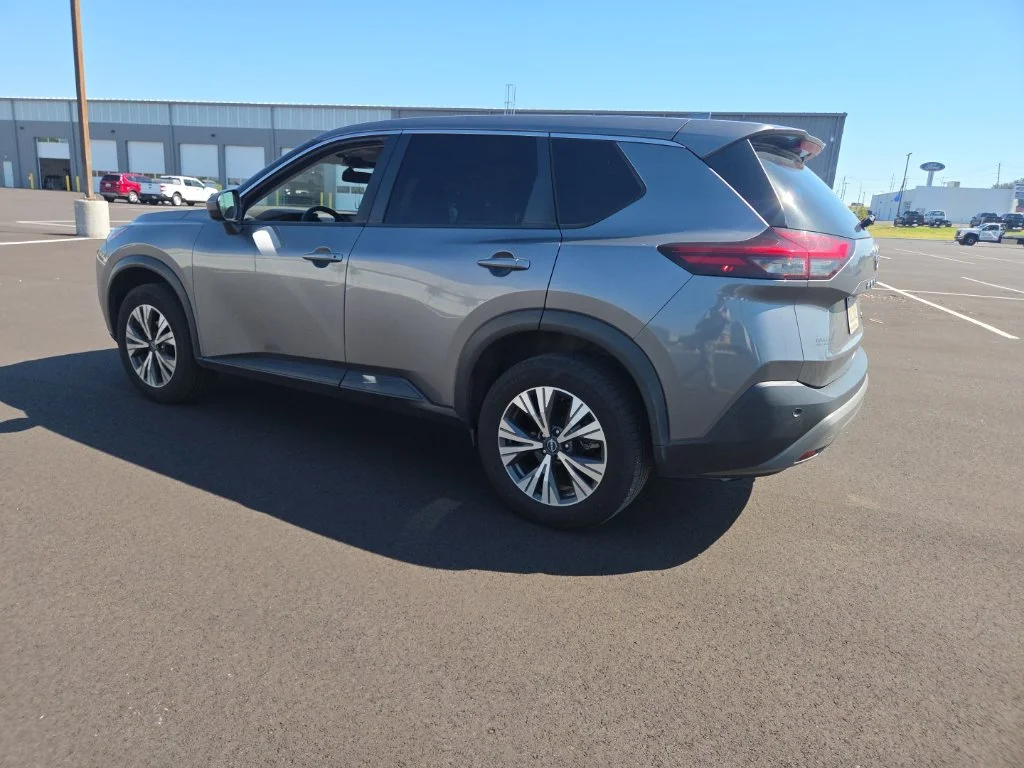 Used 2023 Gray Nissan SV image 11