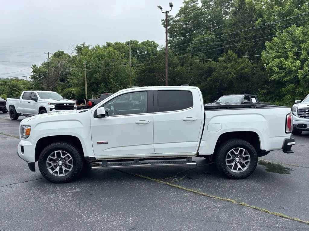 Used 2018 SUMMIT WHITE GMC 4WD All Terrain w/Cloth image 5