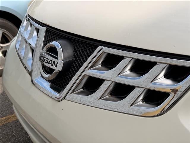 Used 2013 Pearl White Nissan SL image 1