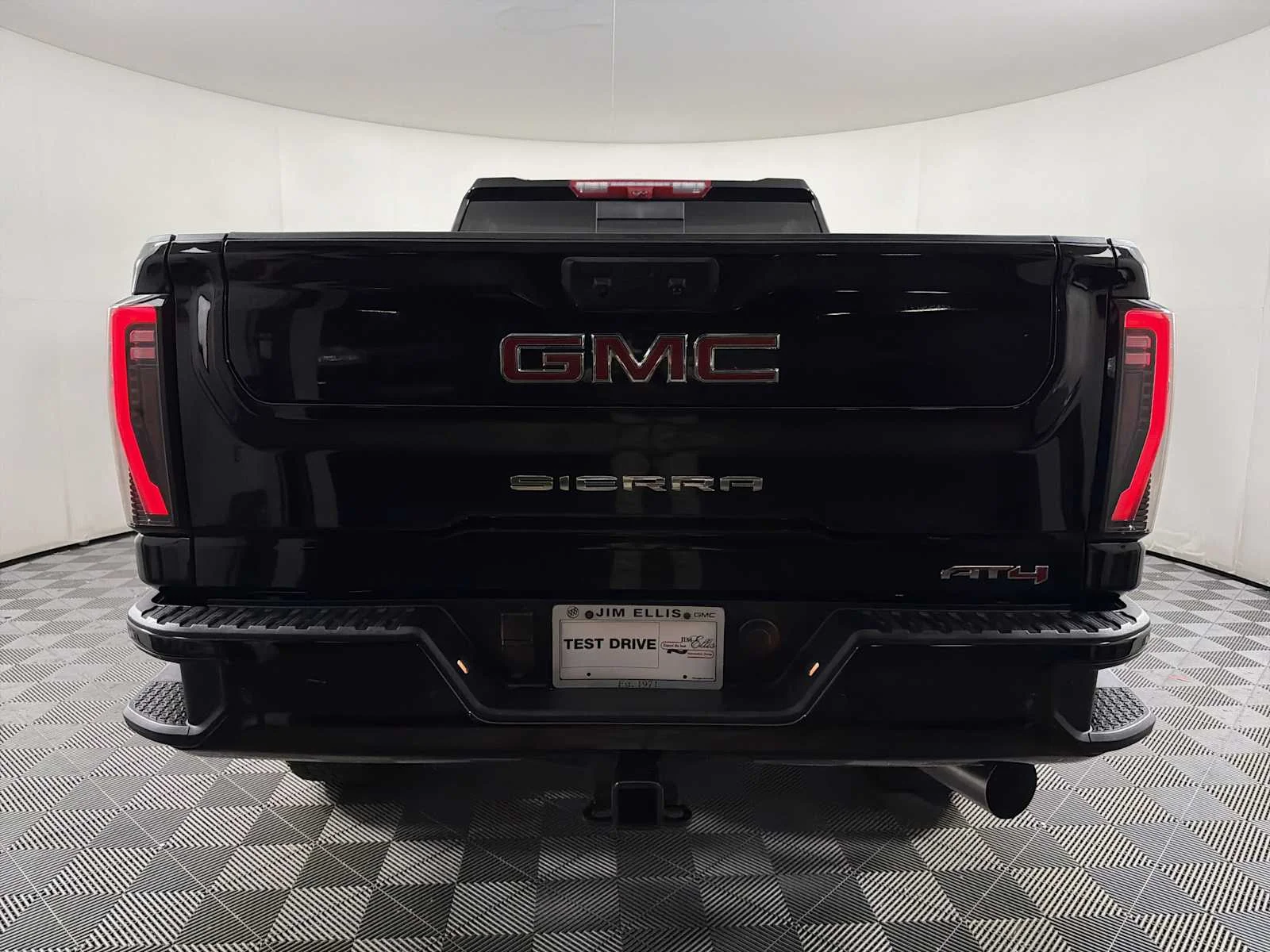 New 2026 Onyx Black GMC AT4 image 5